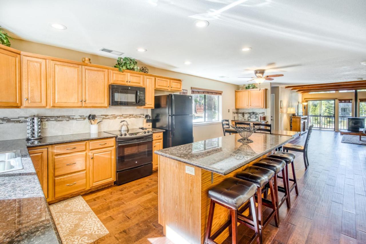 Aspen Vista Villa Shaver Lake Exterior photo