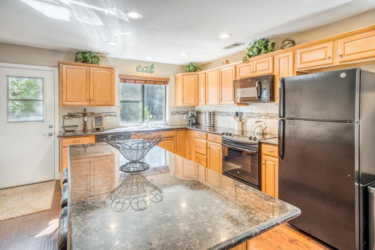 Aspen Vista Villa Shaver Lake Exterior photo